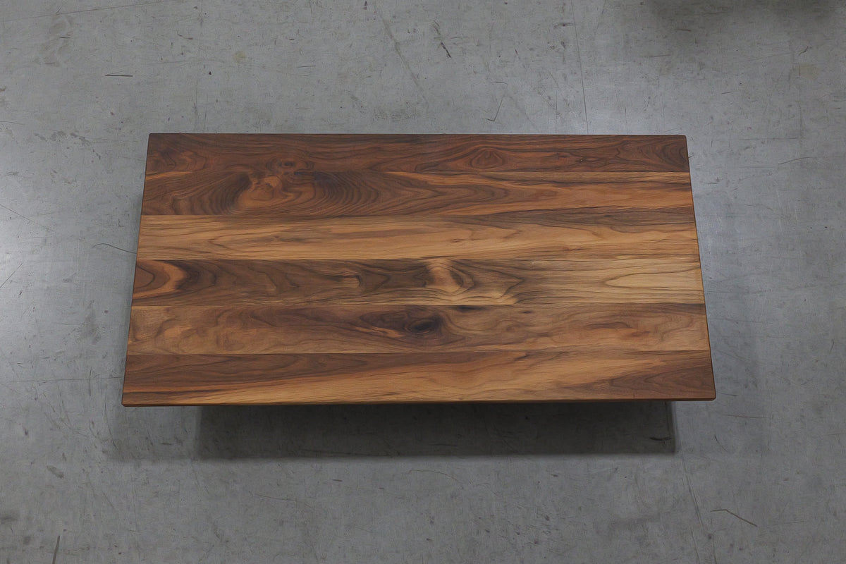 Walnut top No. 28